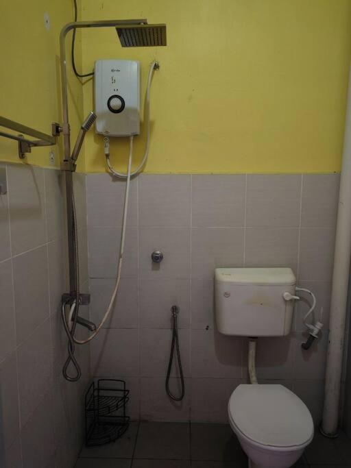 Mawar Homestay Netflix Cuckoo Mersing Ngoại thất bức ảnh